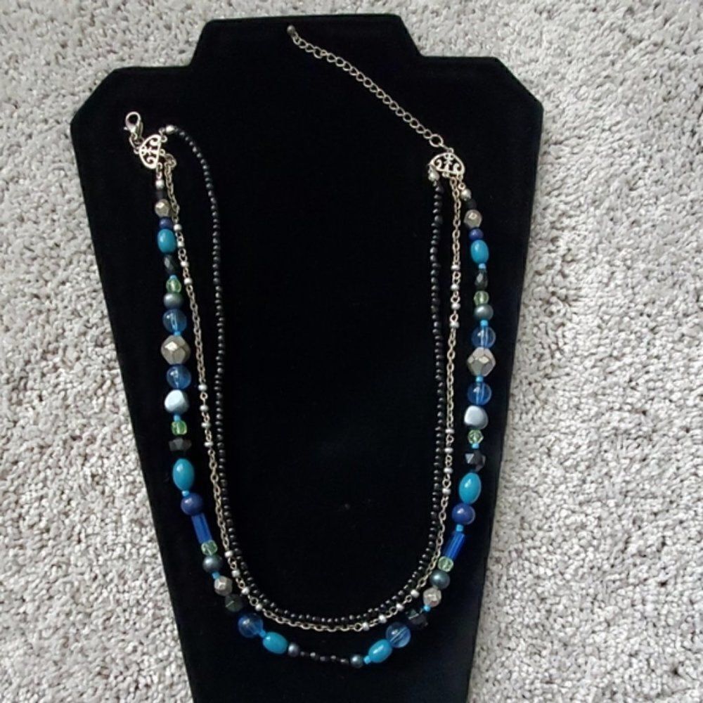 Premier Designs Midnight Blue Necklace